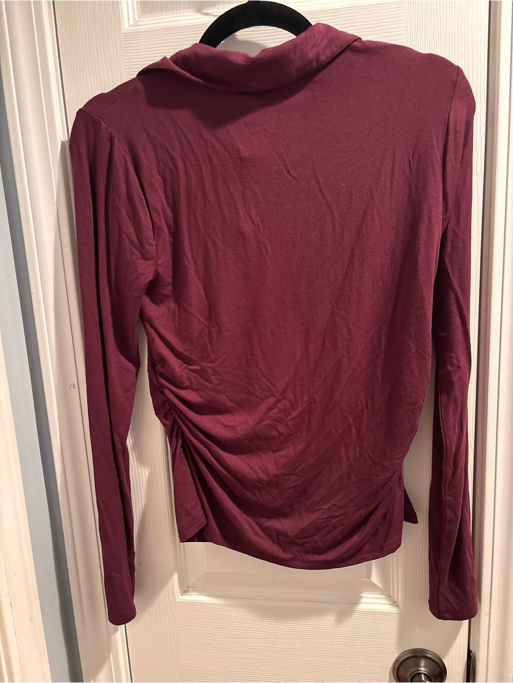 Madewell Raspberry Collared V-Neck Long Sleeve Top - Picture 8 of 9